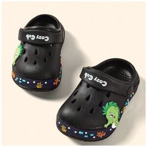Cozy Cub •Cute Dinosaur Design Beach Baby Sandals With Holes